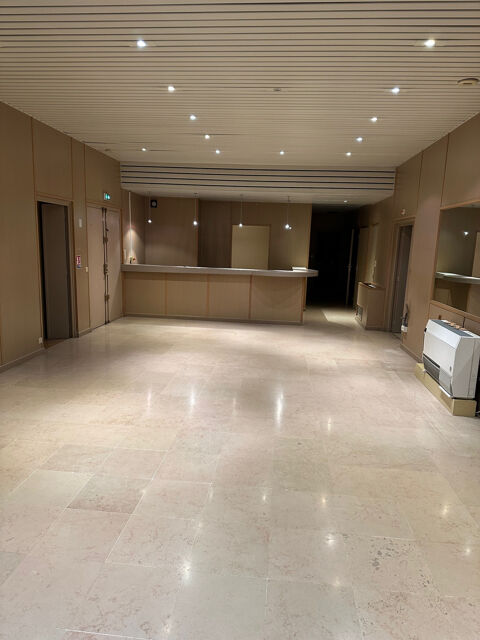 Perpignan centre - local d'environ 634 m2 3900 66000 Perpignan