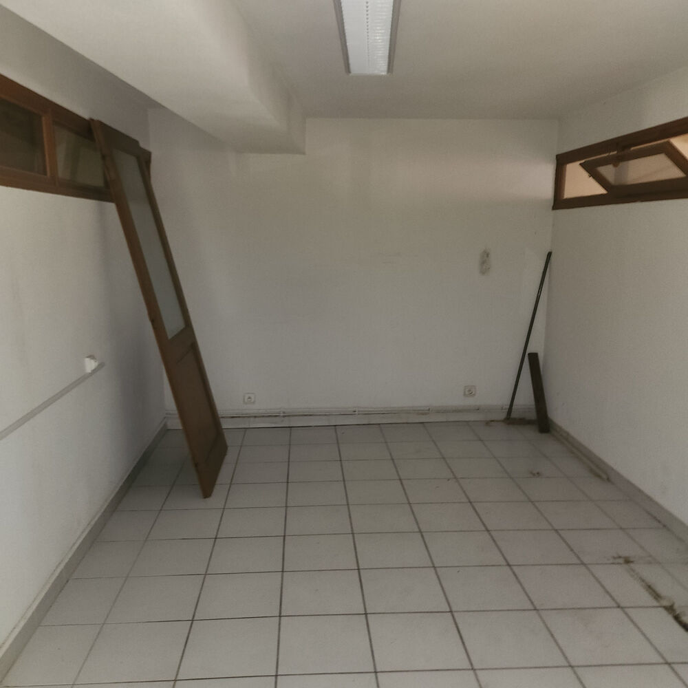 Appartement T3 de 83.80 m2 - ARLES SUR TECH