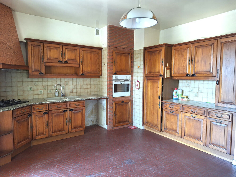 Vente Maison ILLE SUR TET - MAISON DE VILLE 3 FACES AVEC COUR ET HANGAR DE 220M2 Ille sur tet