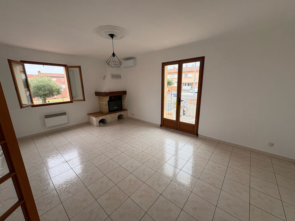 Location Appartement LOCATION ANNUELLE VIDE - APPARTEMENT T3/4 - SAINT-CYPRIEN VILLAGE St cyprien