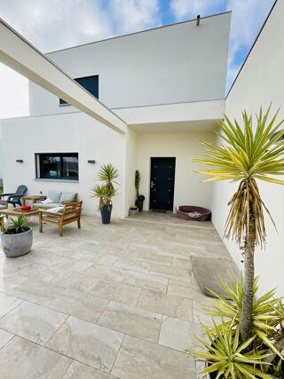  Maison � vendre 4 pi�ces 150 m�