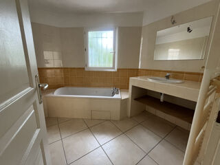  Appartement � vendre 4 pi�ces 75 m�