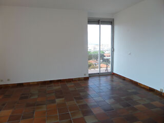  Appartement à louer 3 pièces 58 m²