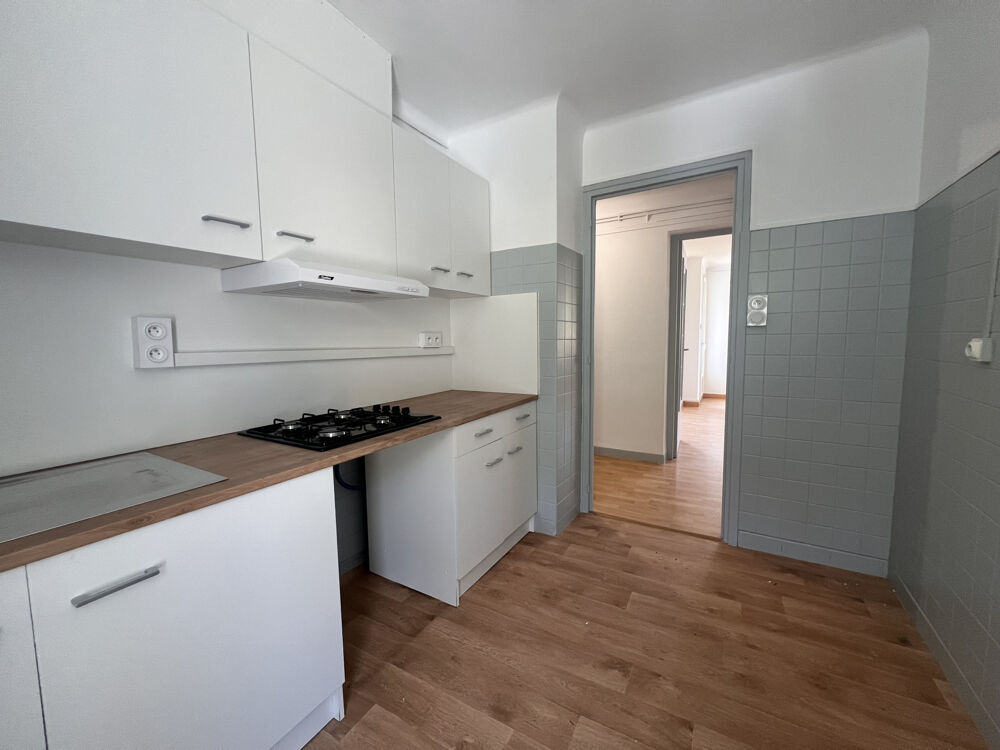 Location Appartement À louer   Appartement F3 bis   63 m2   Boulevard Petite Provence Amelie les bains palalda