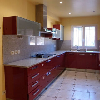  Maison  vendre 5 pices 141 m