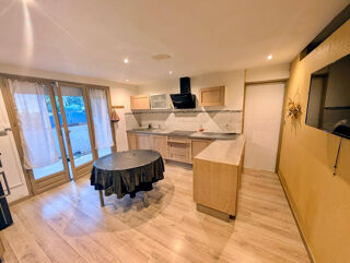  Maison � vendre 4 pi�ces 180 m�