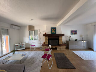  Maison à louer 5 pièces 140 m²