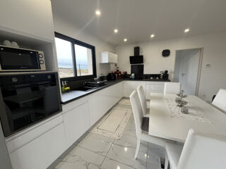  Maison � vendre 5 pi�ces 145 m�