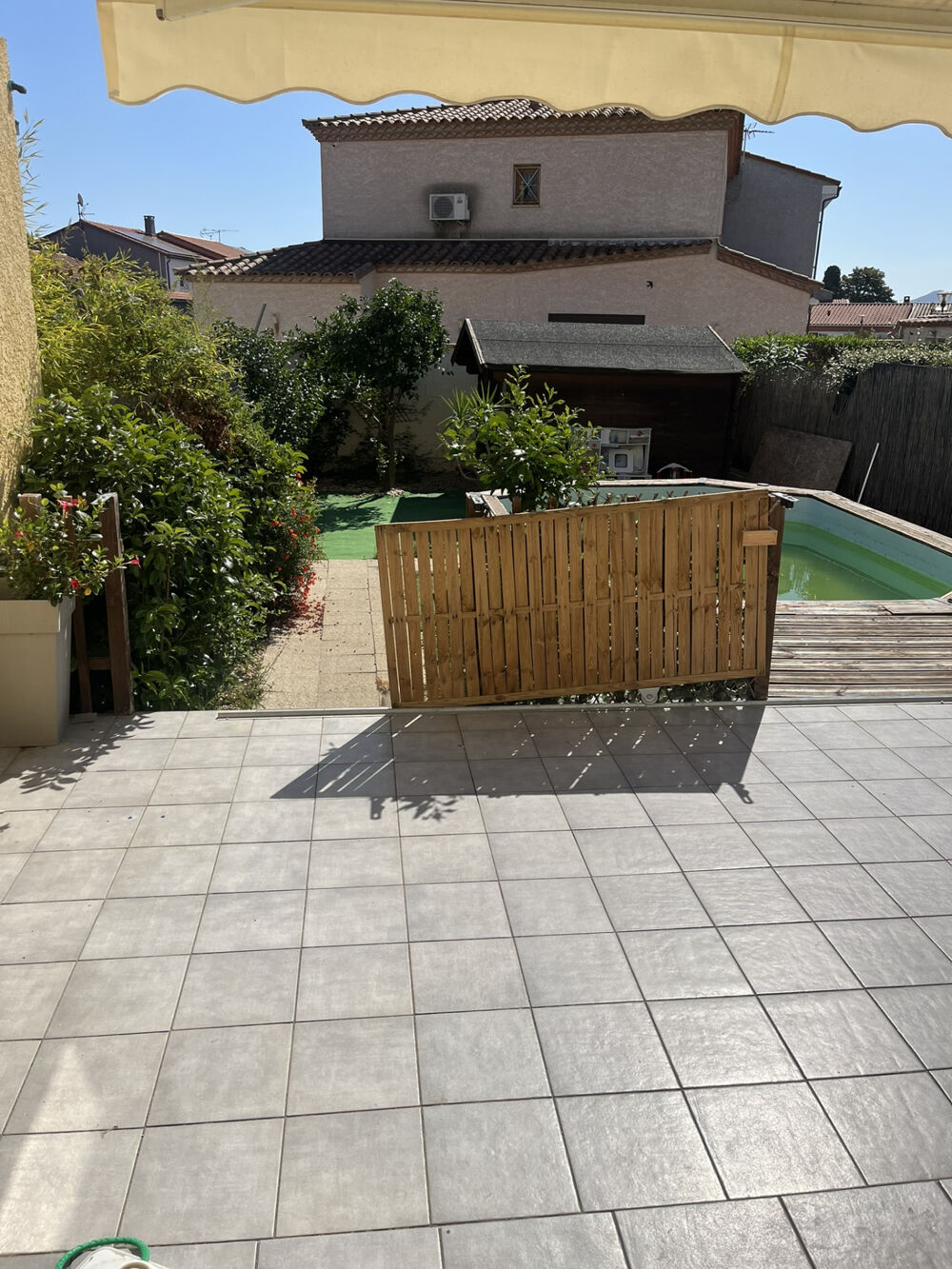 Location Maison VILLA DE TYPE F4 + JARDIN Palau del vidre