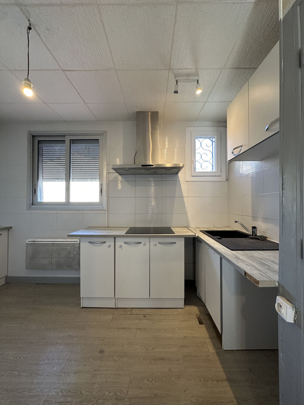 Vente Maison SAINT CYPRIEN (66750) Maison 3 faces, 3 chambre et cour, à rénover St cyprien