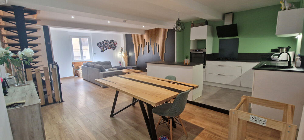 Vente Maison iLLE SUR TET Coup de Coeur pour cette Maison de village traversante entièrement Rénovée avec Garage Ille sur tet