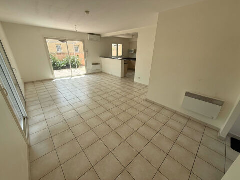   Maison 4 pices 3 faces avec garage Maison - 4 pice(s) - 95 m