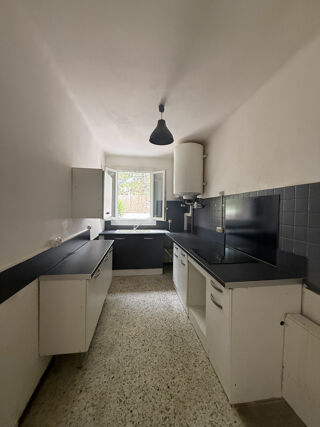  Appartement à louer 3 pièces 68 m²