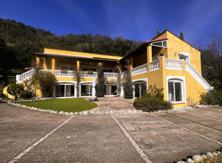  Maison � vendre 5 pi�ces 310 m�