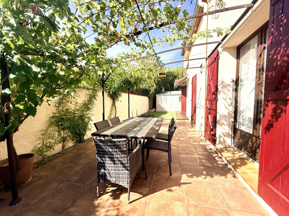 Vente Maison Vente villa 3 faces, de type t4 + bureau avec garage et sous sol, 66180 Villeneuve de la raho. Villeneuve de la raho