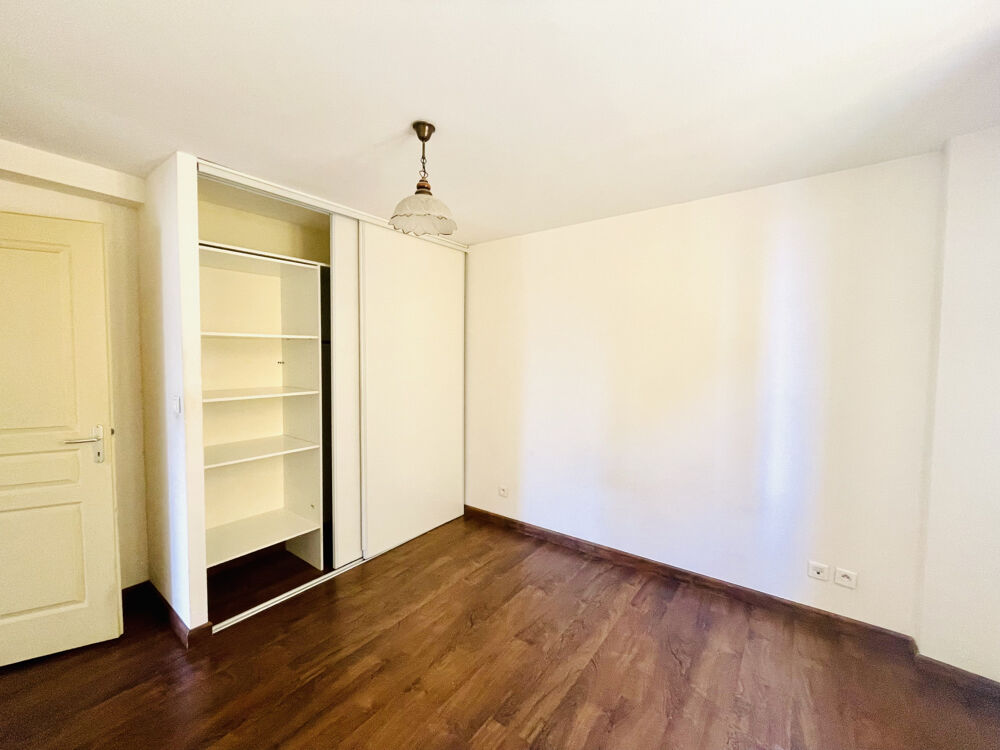 Vente Appartement Appartement T3 au 2 èm étage, quartier La Réal, 66000 Perpignan. Perpignan