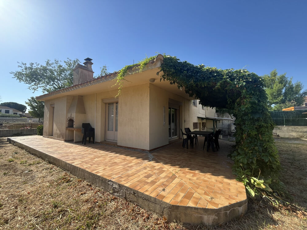 VILLA 3 Faces de Type F4 avec GARAGE et Jardin
