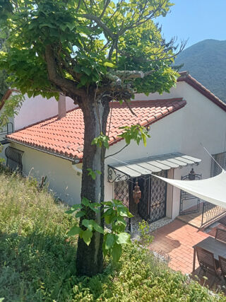  Maison  vendre 8 pices 205 m