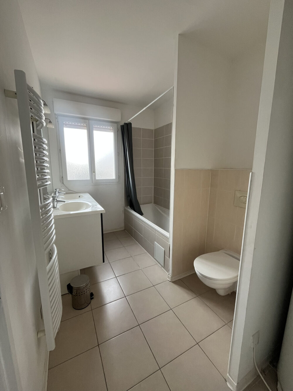 Location Maison VILLA 3 Faces de Type F4 + Garage Louée Meublée Cabestany