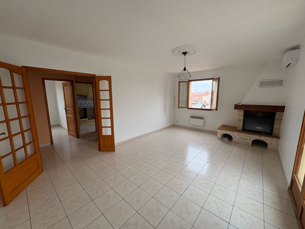 Location Appartement LOCATION ANNUELLE VIDE - APPARTEMENT T3/4 - SAINT-CYPRIEN VILLAGE St cyprien