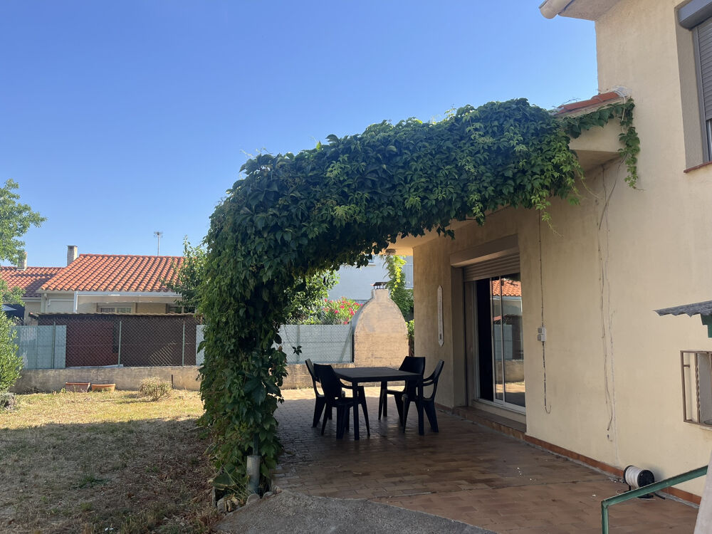 VILLA 3 Faces de Type F4 avec GARAGE et Jardin