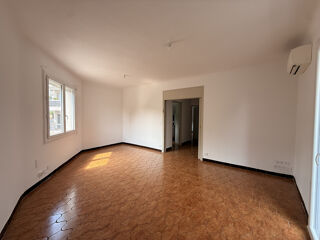  Appartement à louer 3 pièces 60 m²