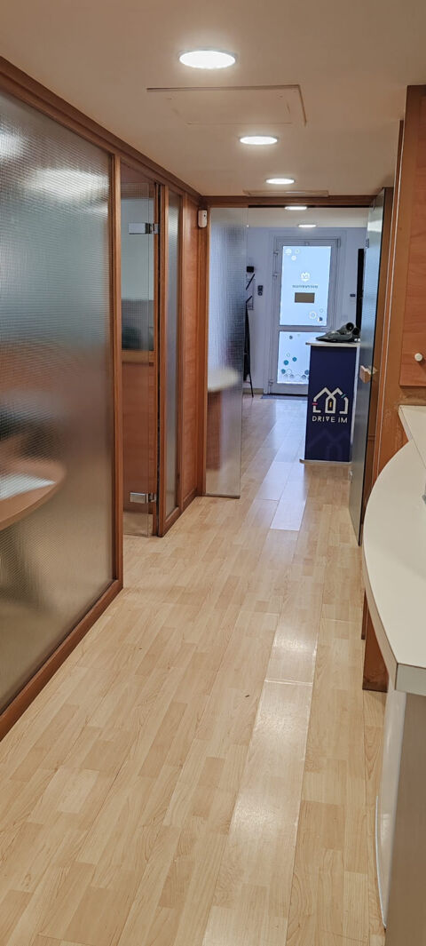 Local commercial en rdc + 2 places de parkings 1250 66100 Perpignan