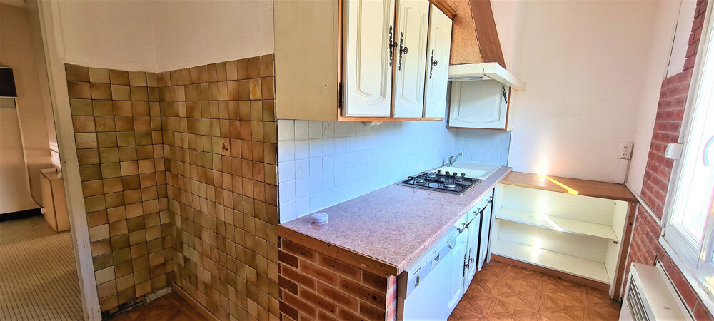 Appartement traversant de type T3 avec balcon