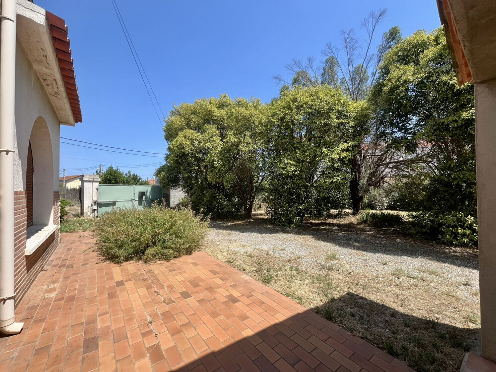 Maison de style comprenant 2 logements sur 1540m2 de parcelle divisible