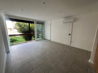  Appartement  vendre 2 pices 45 m