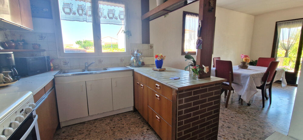 Vente Maison CABESTANY -  Proche Médipôle -  VILLA  FAMILIALE SUR 3 FACES AVEC JARDIN ET GARAGE Cabestany