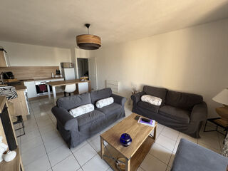  Appartement à louer 3 pièces 58 m²