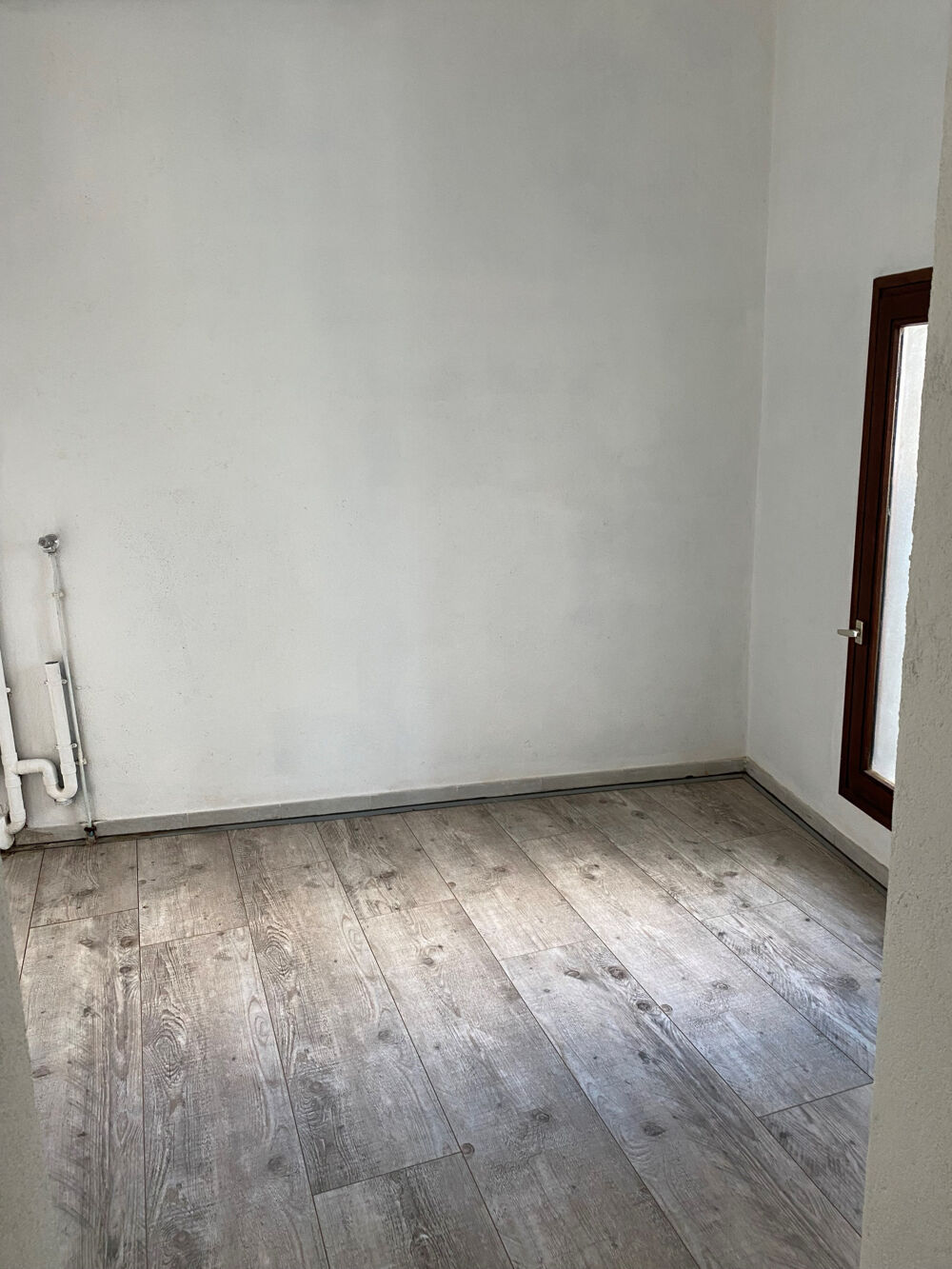 Location Duplex/Triplex ILLE SUR T ET - F 3 en Dupplex spacieux et lumineux de 95 m2 hab - Vue dégagée Ille sur tet