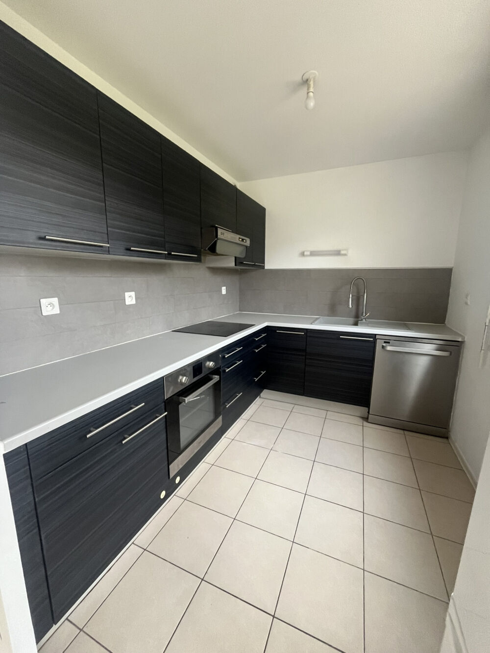 Location Maison VILLA 3 Faces de Type F4 + Garage Louée Meublée Cabestany