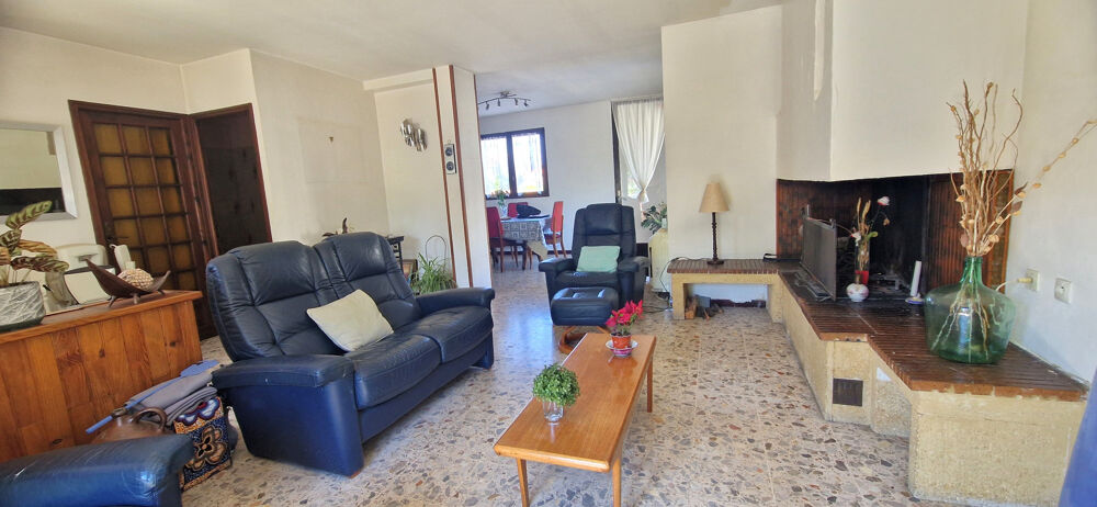 Vente Maison CABESTANY -  Proche Médipôle -  VILLA  FAMILIALE SUR 3 FACES AVEC JARDIN ET GARAGE Cabestany