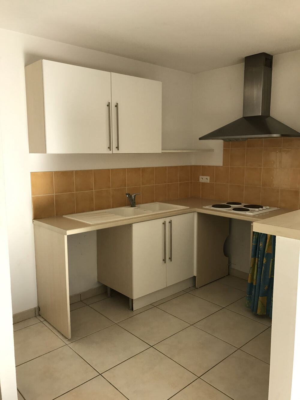 Vente Appartement Appartement de Type F2 récent SH 55m2 + garage Cabestany