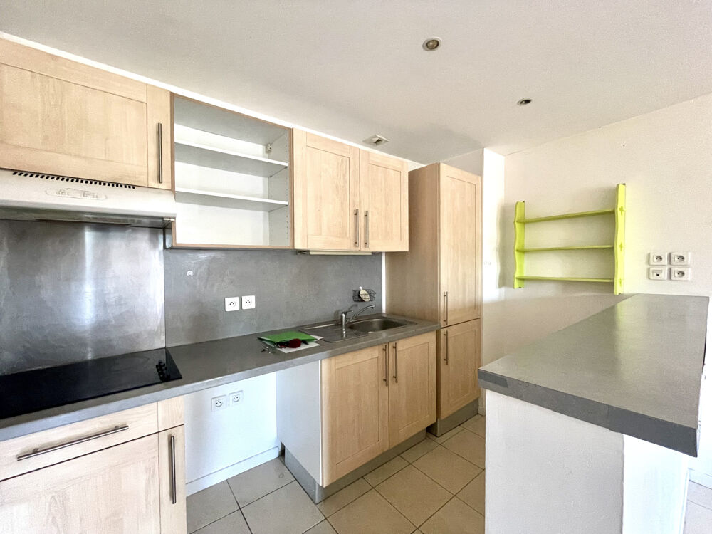 Vente Appartement Appartement T3 au 2 èm étage, quartier La Réal, 66000 Perpignan. Perpignan