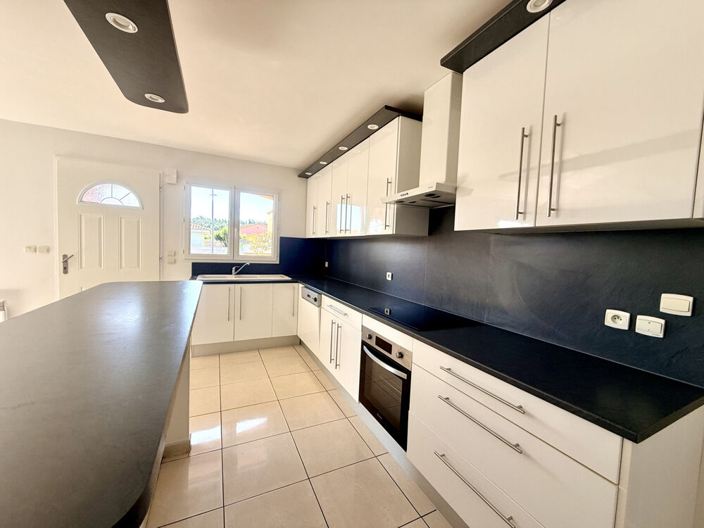Vente Maison Vente villa plain pied 3 faces de type  et garage, 66300 Trouillas. Trouillas