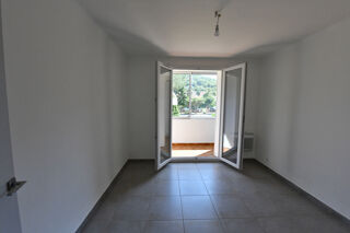  Appartement � vendre 5 pi�ces 65 m�