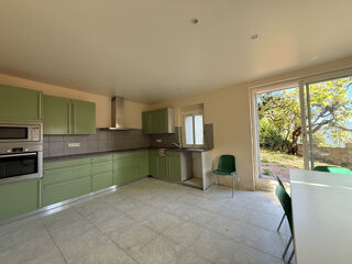  Maison � vendre 8 pi�ces 265 m�