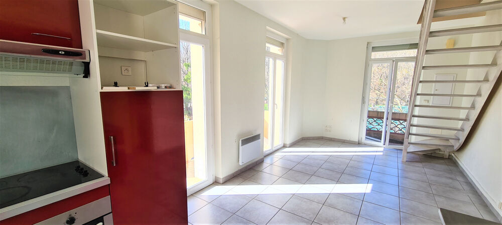 Location Appartement DUPLEX - TERRASSE - FACILITE DE STATIONNEMENT - 2EME ETAGE Arles sur tech