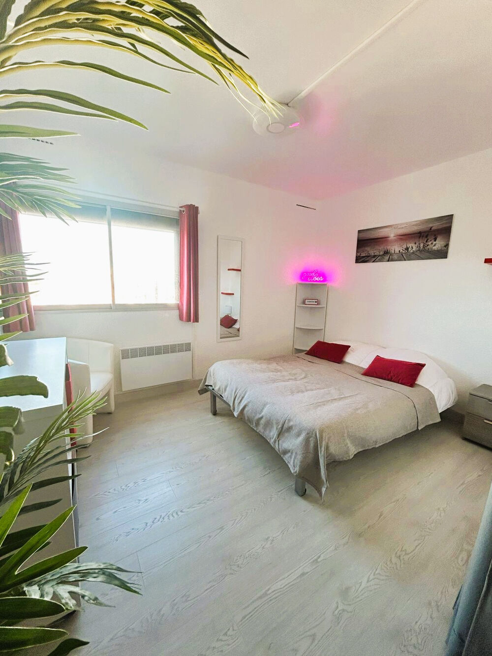 Location Appartement Location de vacances Le Barcarès, Beau T2 vue mer dernier étage WIFI et parking privé ! Le barcares