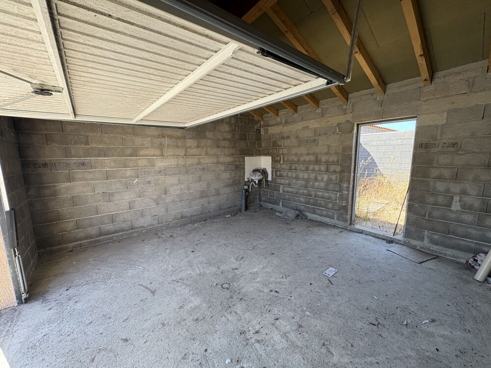 Vente Parking/Garage GARAGE AVEC ESPACE EXTERIEUR - SAINT-CYPRIEN PLAGE (SECTEUR PORT) St cyprien