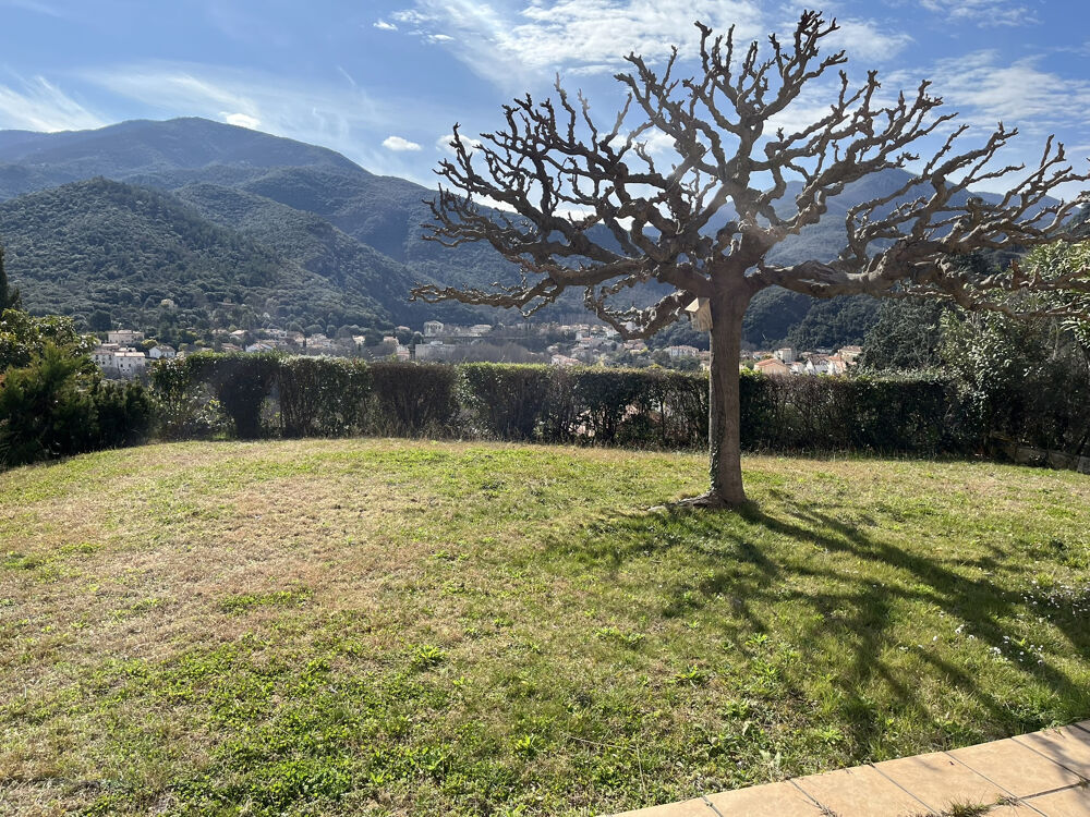 VILLA D'ARCHITECTE SUR BEAU TERRAIN 4 FACES