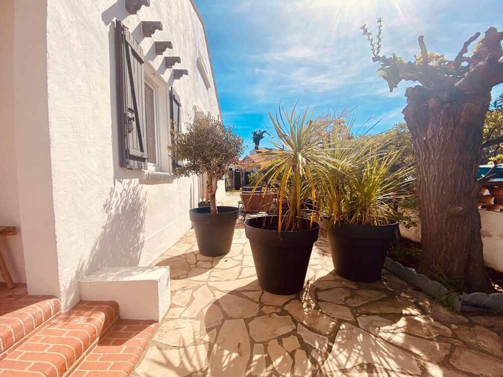 SAINT-CYPRIEN Superbe villa à 100 m de la plage