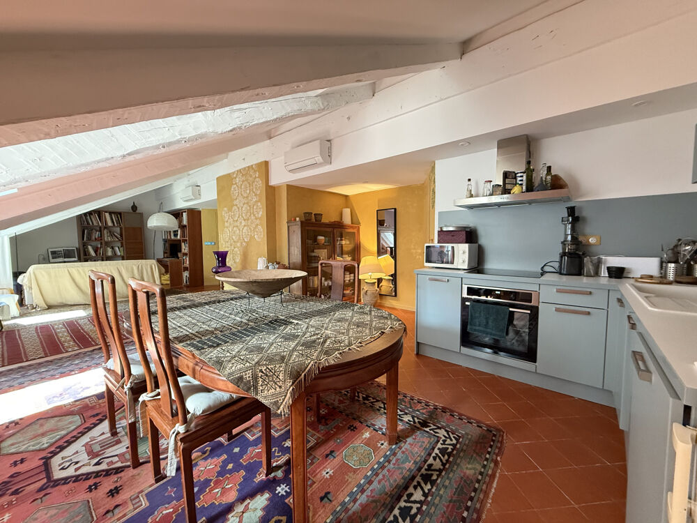 Loft lumineux de 93 m2 - Dernier étage d'une maison de maître - Rénovation totale