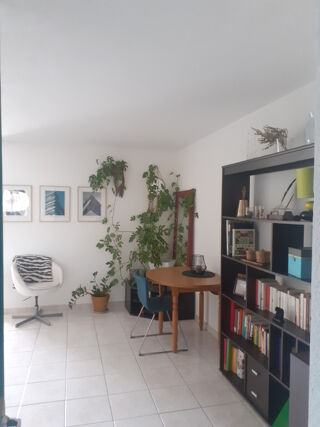  Appartement à louer 2 pièces 58 m²