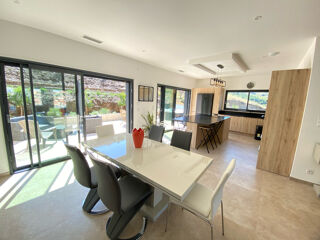  Maison � vendre 5 pi�ces 230 m�