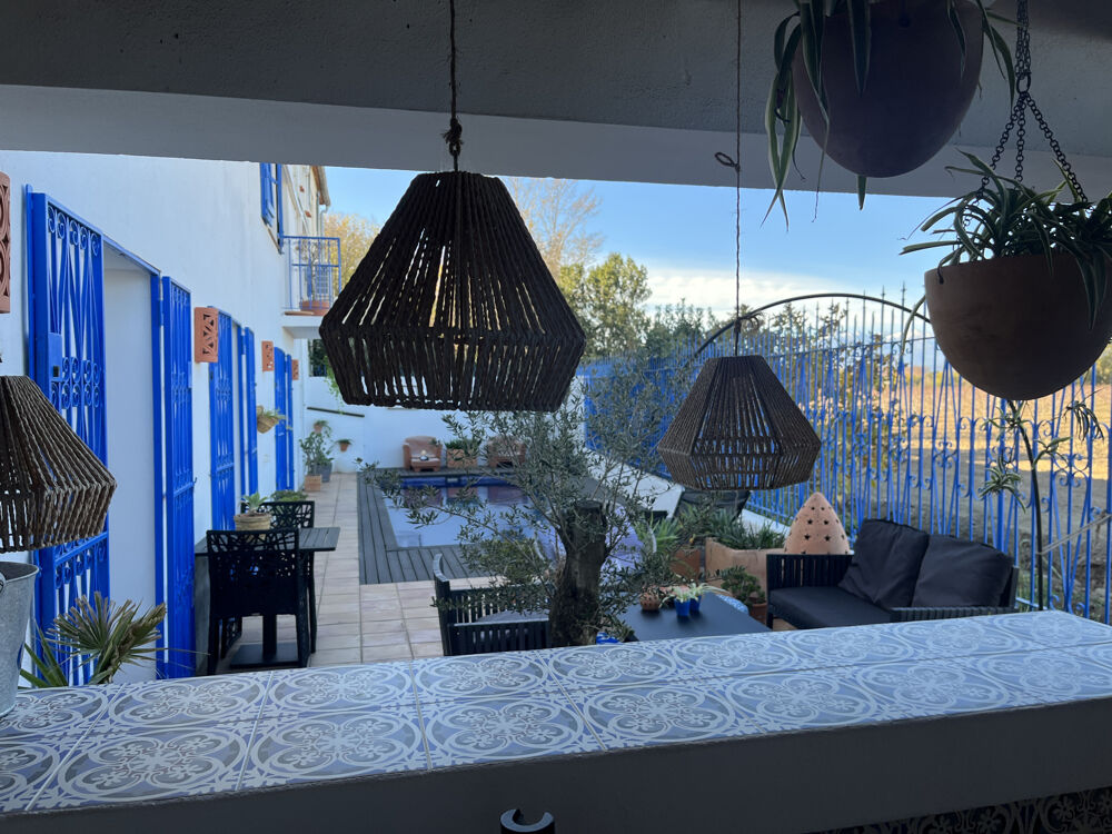 PARTIE DE MAS AVEC PISCINE