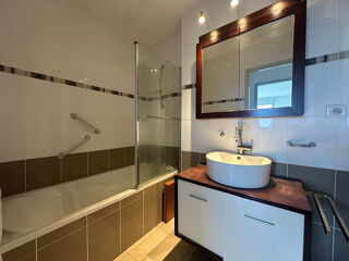  Appartement � vendre 5 pi�ces 138 m�